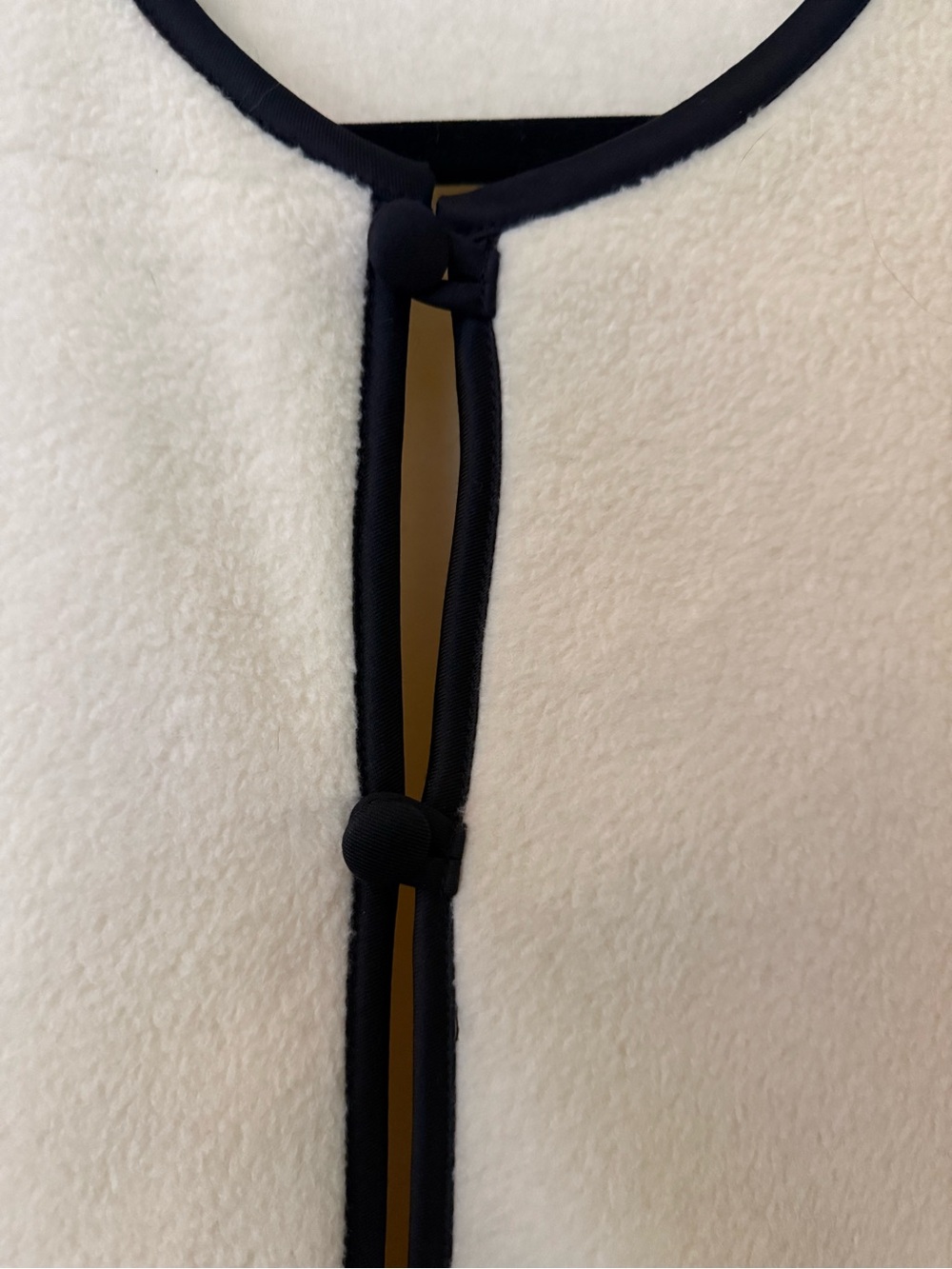 NWOT DONNI Cream Polar Fleece Jacket with Silk Black Trim - Picture 7 of 8